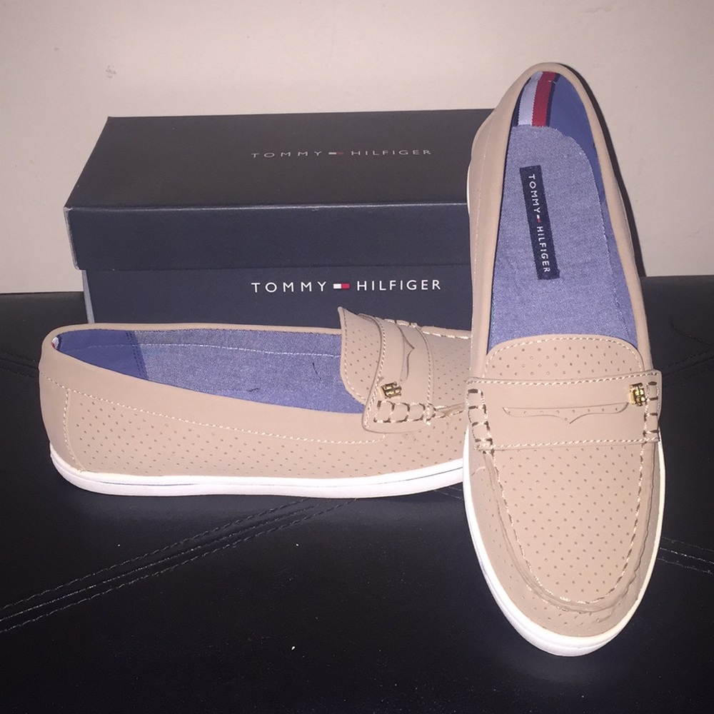 Tommy Hilfiger Shoes 8M